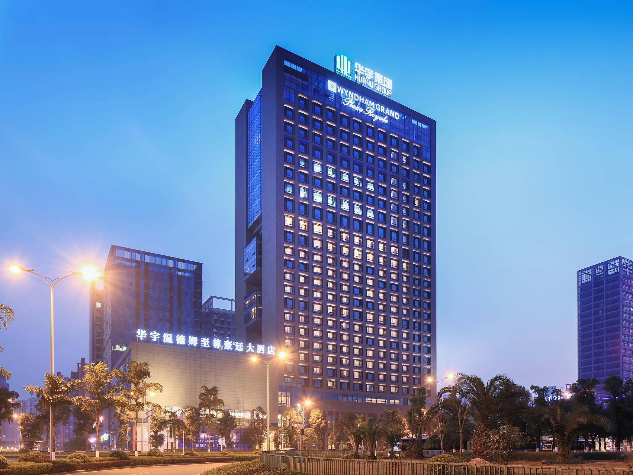 Wyndham Grand Plaza Royale Huayu Chongqing Hotel Ngoại thất bức ảnh