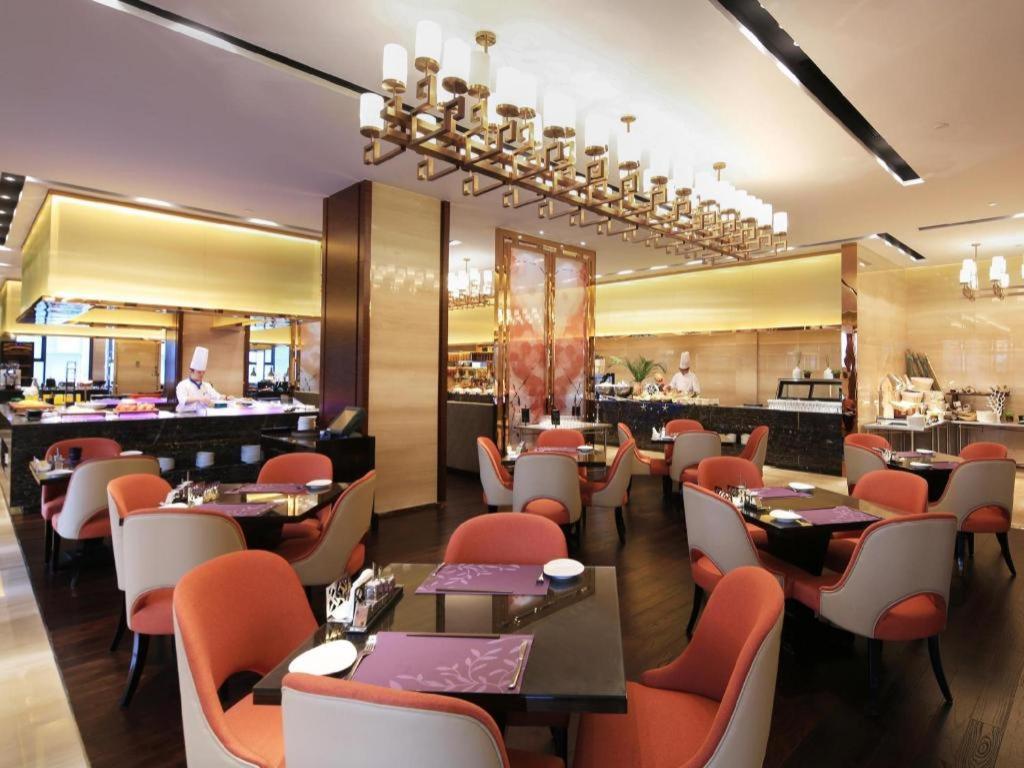 Wyndham Grand Plaza Royale Huayu Chongqing Hotel Ngoại thất bức ảnh