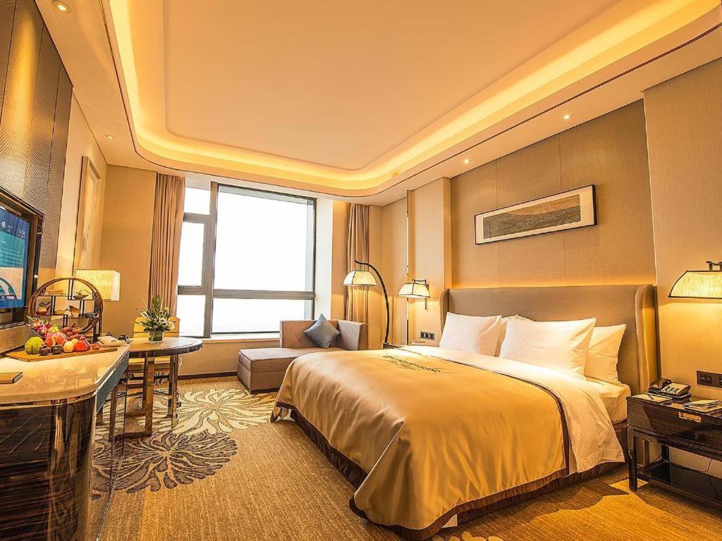 Wyndham Grand Plaza Royale Huayu Chongqing Hotel Ngoại thất bức ảnh