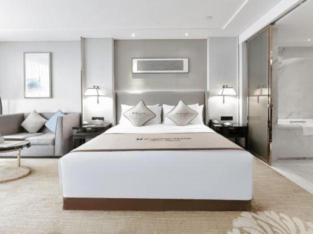 Wyndham Grand Plaza Royale Huayu Chongqing Hotel Ngoại thất bức ảnh