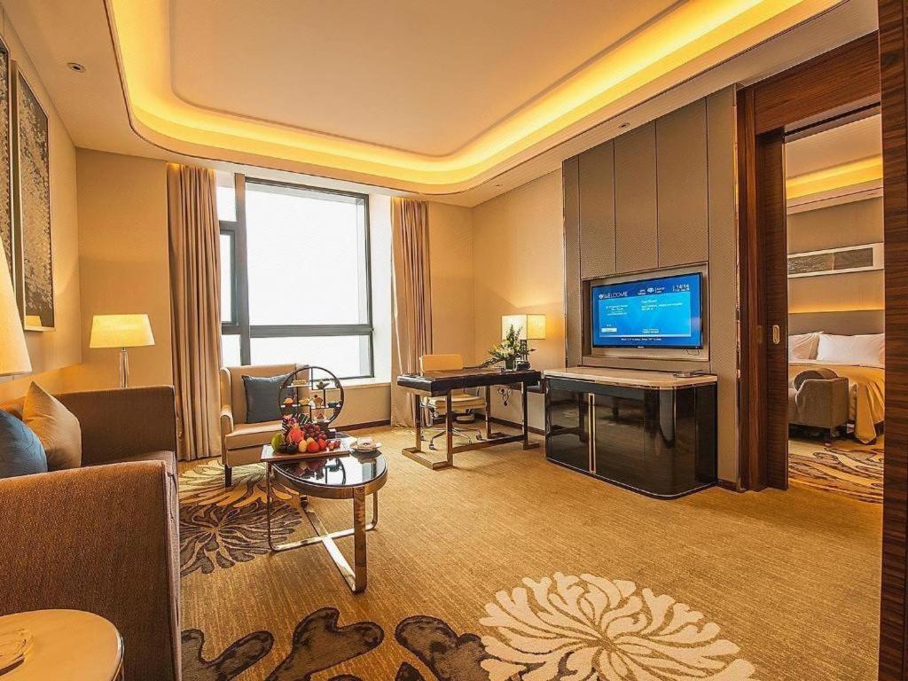 Wyndham Grand Plaza Royale Huayu Chongqing Hotel Ngoại thất bức ảnh