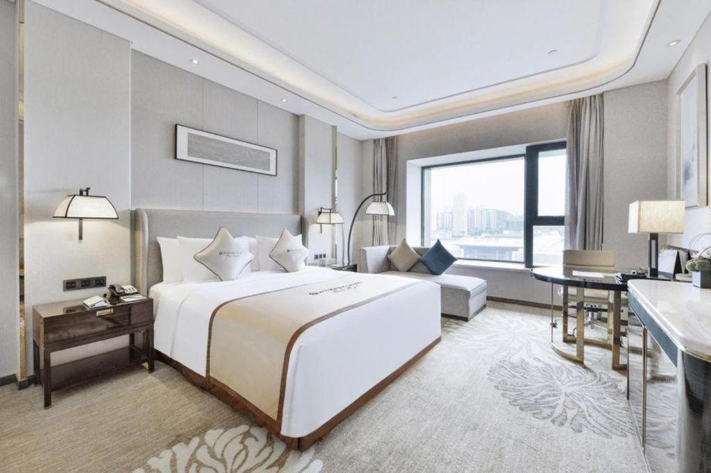 Wyndham Grand Plaza Royale Huayu Chongqing Hotel Ngoại thất bức ảnh