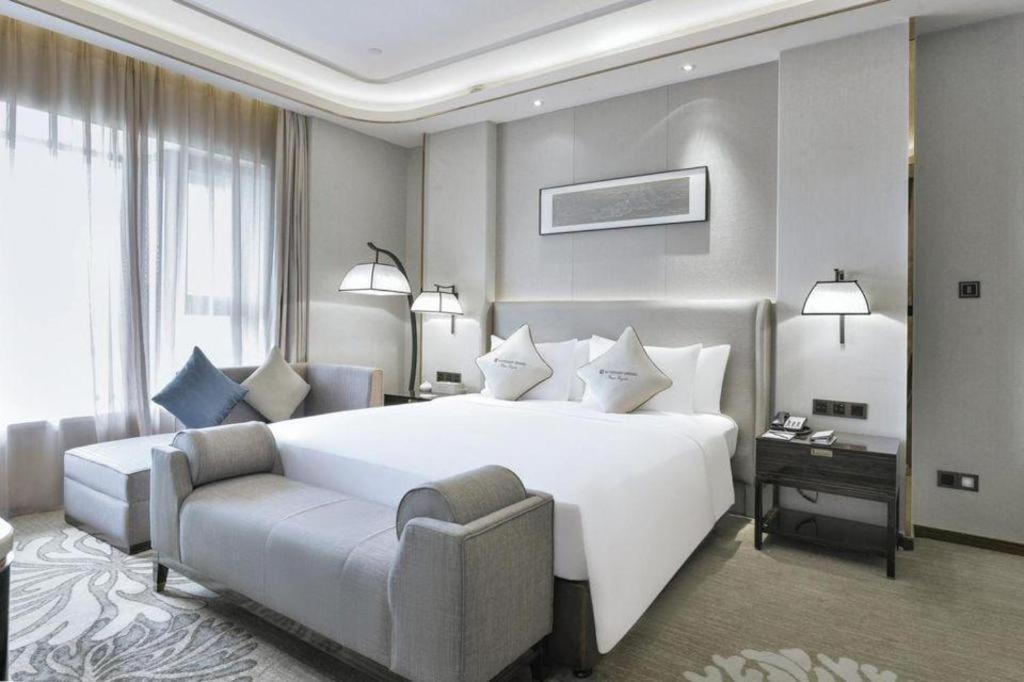 Wyndham Grand Plaza Royale Huayu Chongqing Hotel Ngoại thất bức ảnh